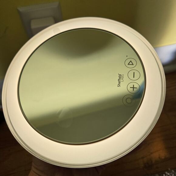 Sheffield labs LED mirror Bluetooth stereo speaker - Picture 10 of 10